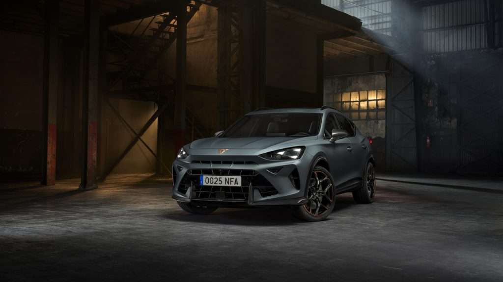 The-new-CUPRA-Formentor-VZ5-5-cylinder_statica Cupra Formentor crossover sportiva maranza
