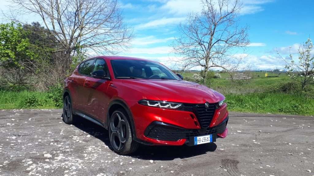 Stellantis al Salone Auto Torino 2026 Alfa Romeo Tonale Hybrid