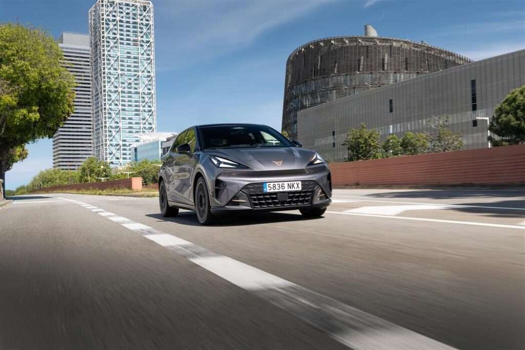 CUPRA Raval Edge Plus prezzo e caratteristiche 2026 front