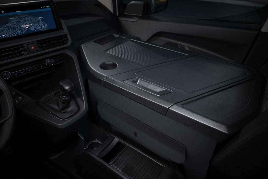 Citroën Berlingo Van First IAA Transportation 2026 interni vani carico