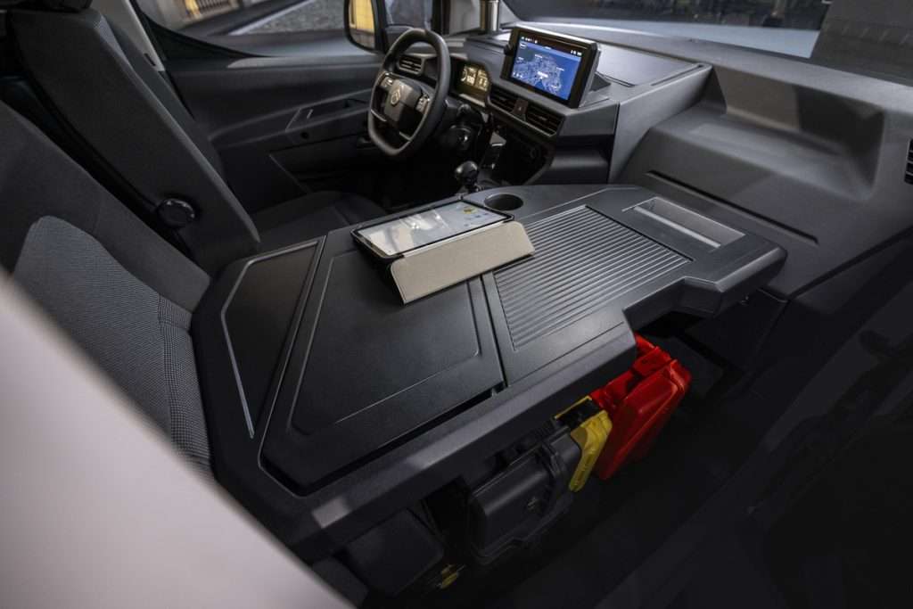 Citroën Berlingo Van First IAA Transportation 2026 vano modulare