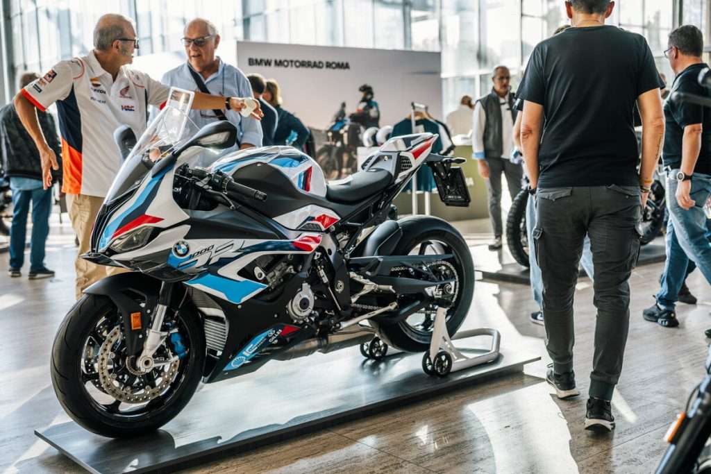 Eternal City Moto Show 2026 a Roma Gazometro bmw