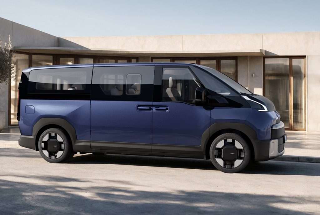 Kia PV7 van elettrico 2027 passenger IAA 2026