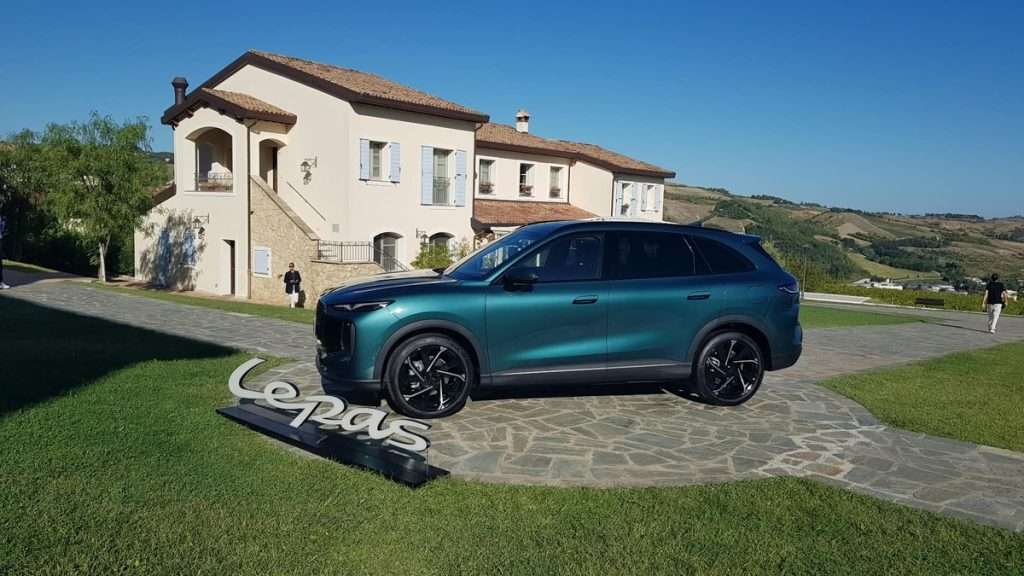 LEPAS L8 test drive 2026 statica side