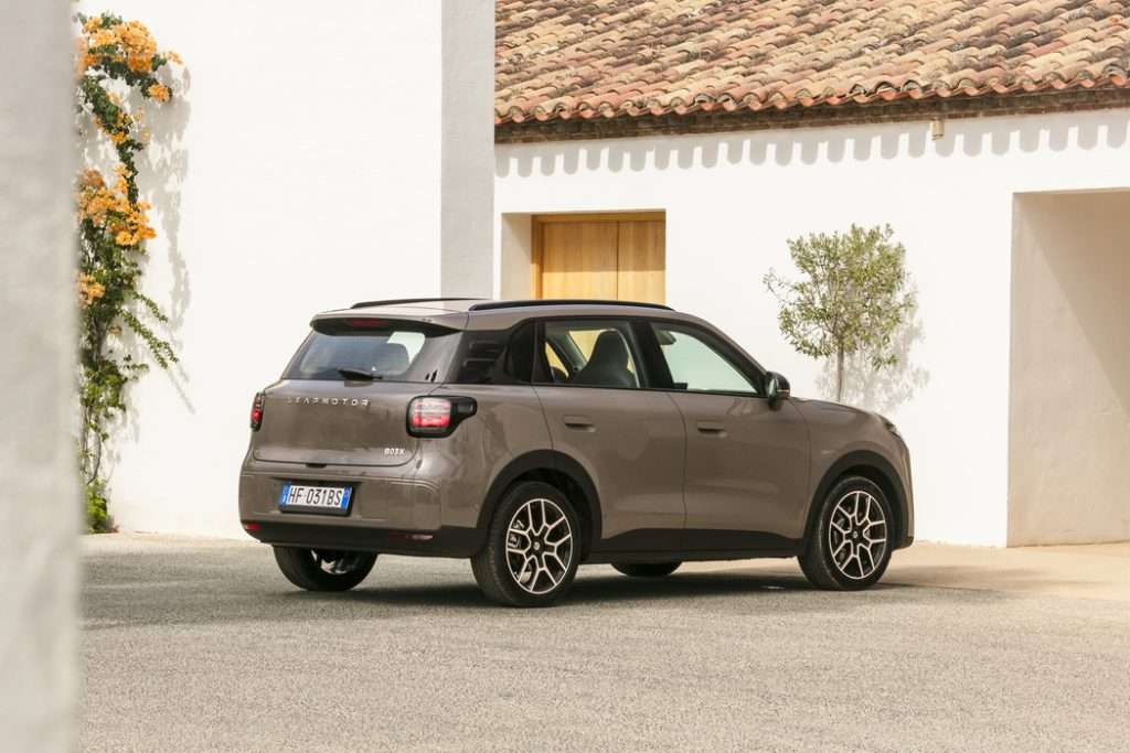 Leapmotor B03X 2026 side rear