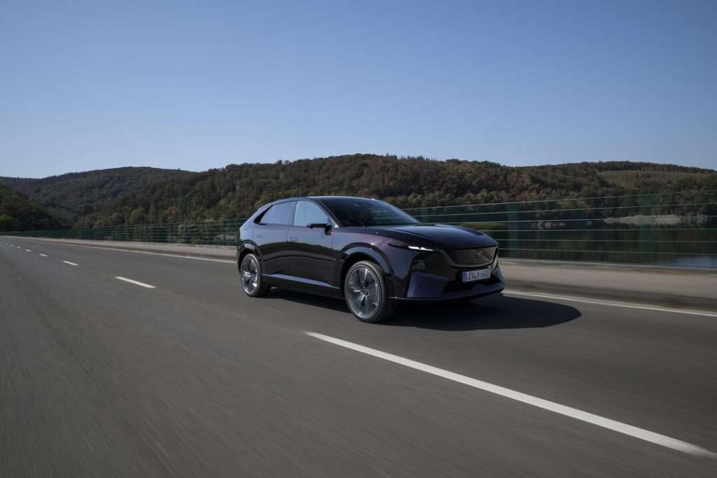 Mazda CX-6e dinamica