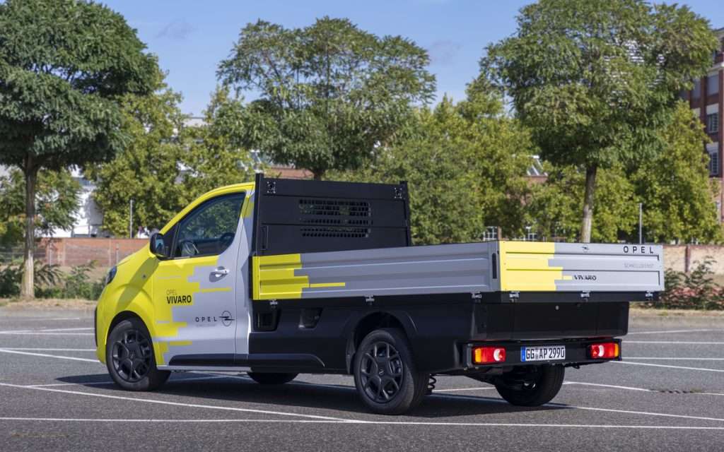 Opel Vivaro pianale cabinato 2.2 diesel 2026 IAA side