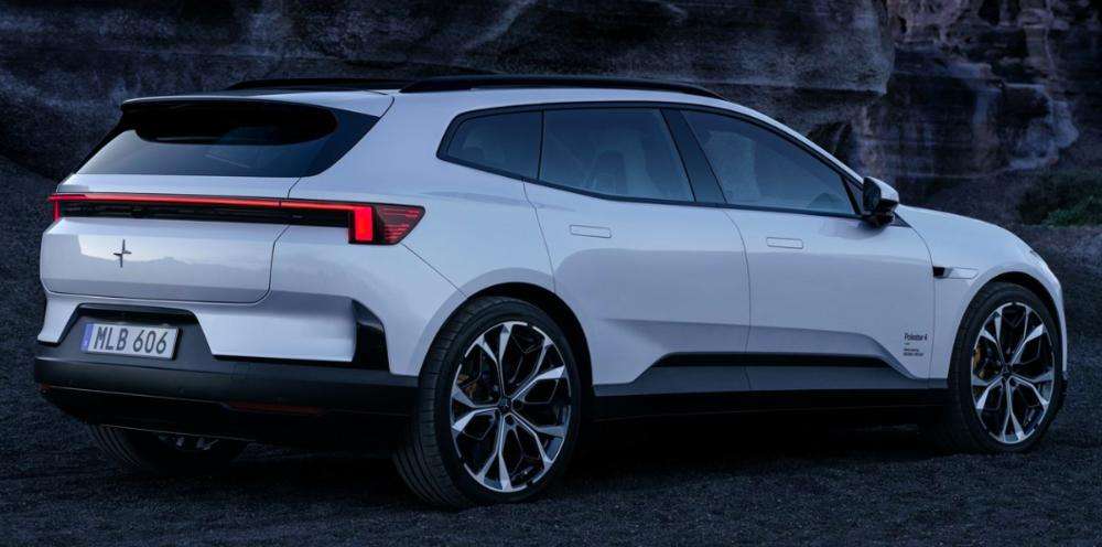 Polestar 4 SUV 2027 rear ambient