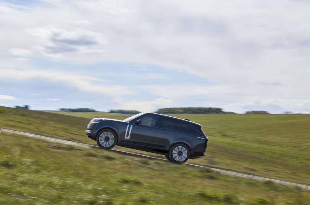 RANGE ROVER ELECTRIC DYNAMIC in salita