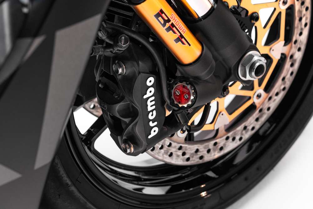 Suzuki GSX-R1000R Stealth 2026 dettaglio freni