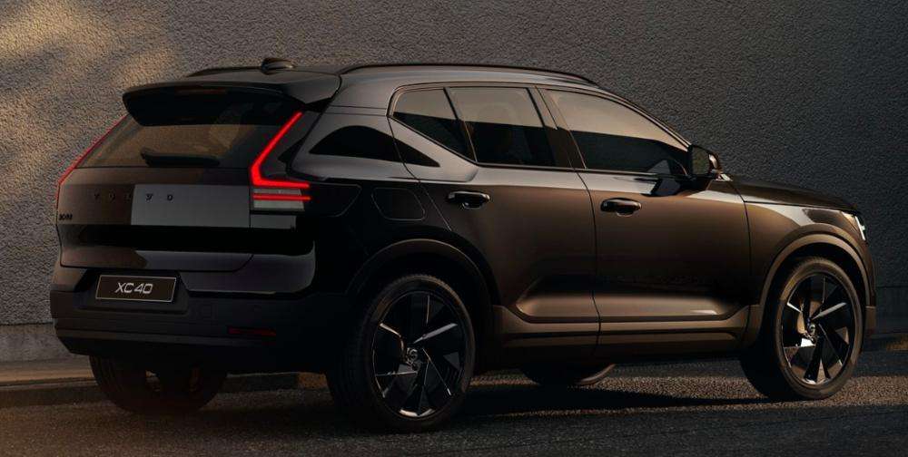 Volvo XC40 2027 black edition rear
