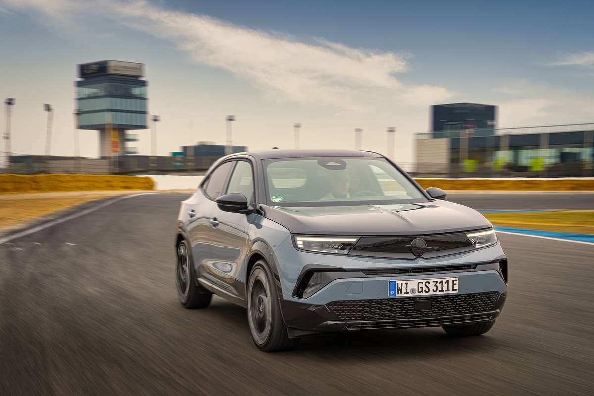 auto elettriche Opel 2026 opel-mokka-gse