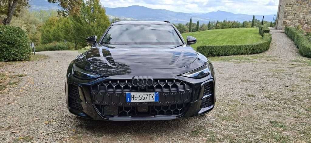 Audi A6 allroad statica frontale