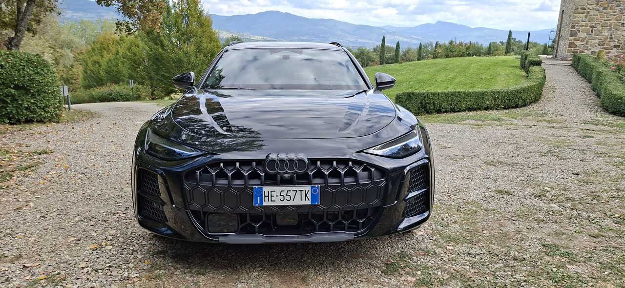 Audi A6 allroad statica frontale
